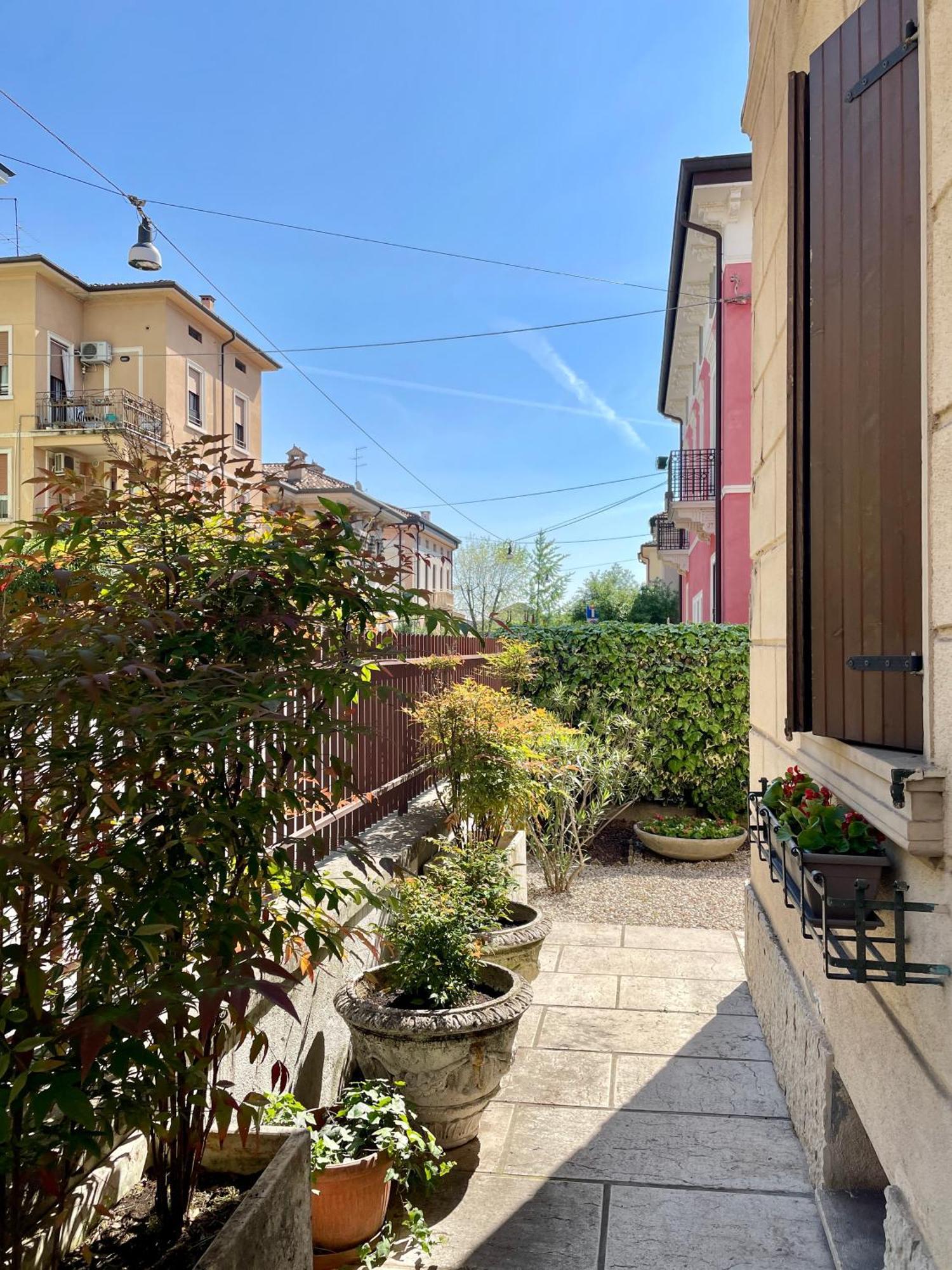 Dimora Montecchi Otel Verona Dış mekan fotoğraf