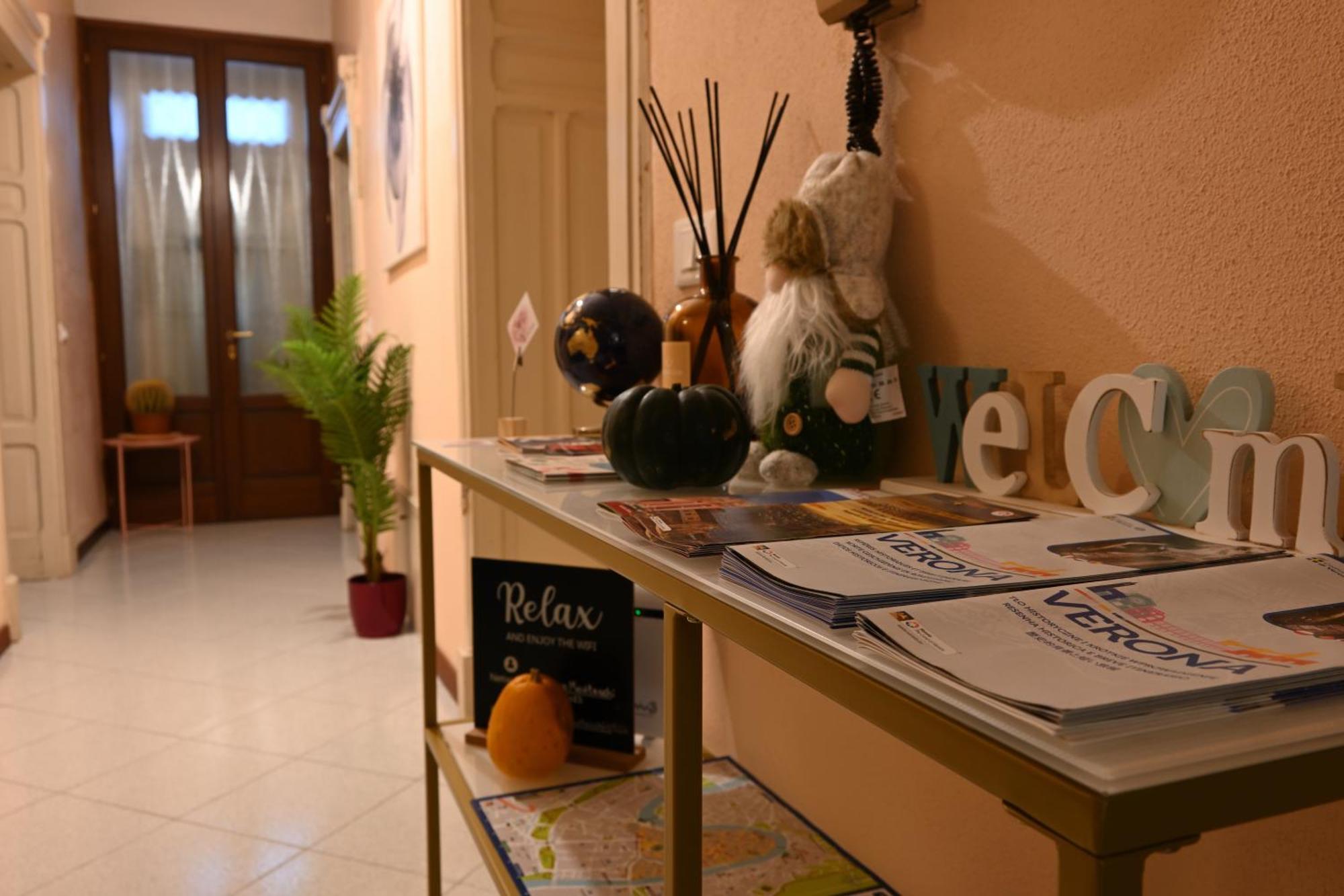 Dimora Montecchi Otel Verona Dış mekan fotoğraf